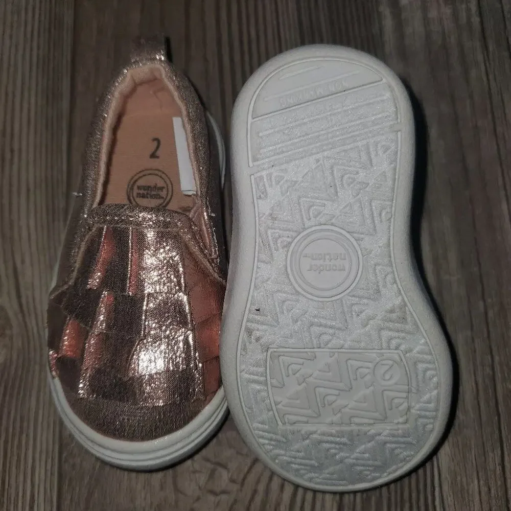 Baby Girl Sporty Shoe Bundle 🎇 🎆🎇 🎆 EUC